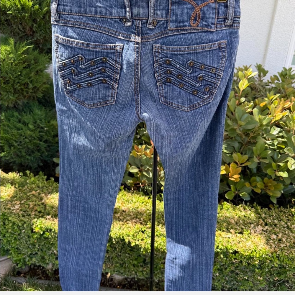 Stylish Blue Denim Jeans